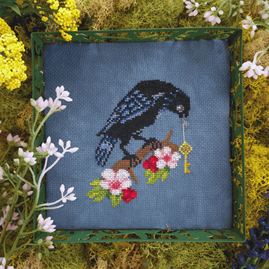 Crow in the Hawthorn Pattern