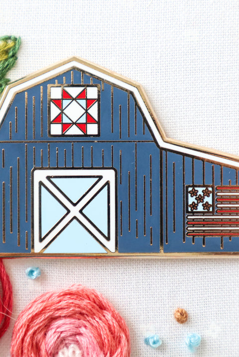 Patriotic Barn Needle Minder
