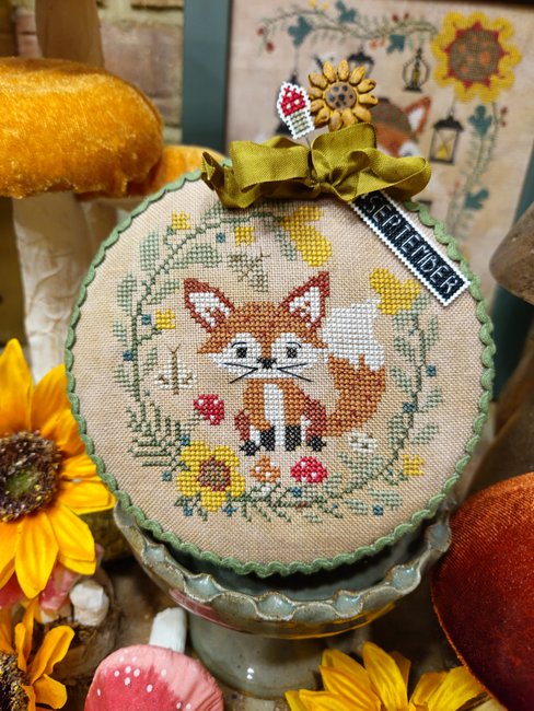 Pin Drum Shorties Month #9 Fox Pattern
