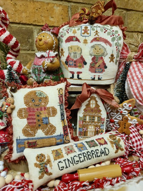 Gingerbread Thieves Pattern