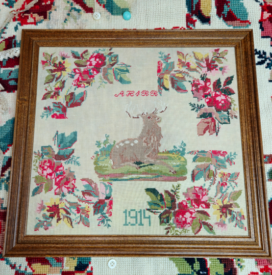 1914 Floral Stag Pattern