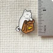 White Cat Enamel Needle Minder