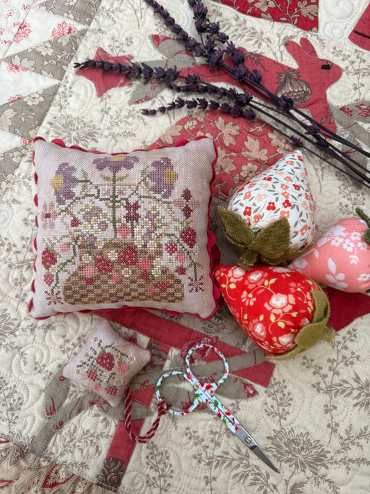 Strawberry Basket Pinkeep Pattern