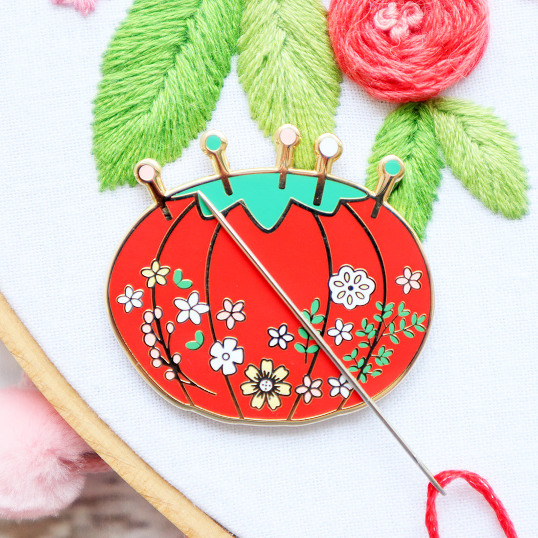 Vintage Tomato Pin Cushion Needle Minder