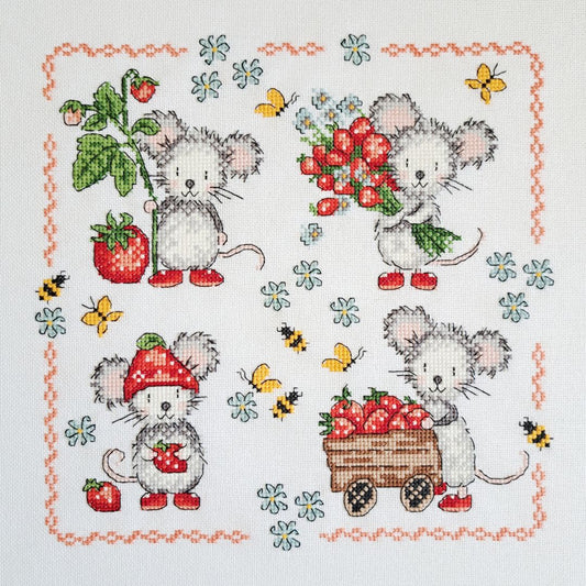 Strawberry Mouse Sampler Pattern