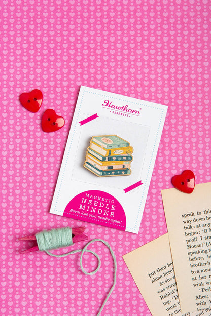 Book Lover Needle Minder