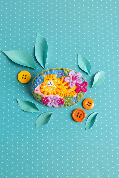 Ginger Cat Felt Craft Brooch Kit