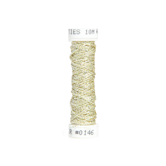 Au Ver a Soie Metallic Braid Size 4 MBR-40146