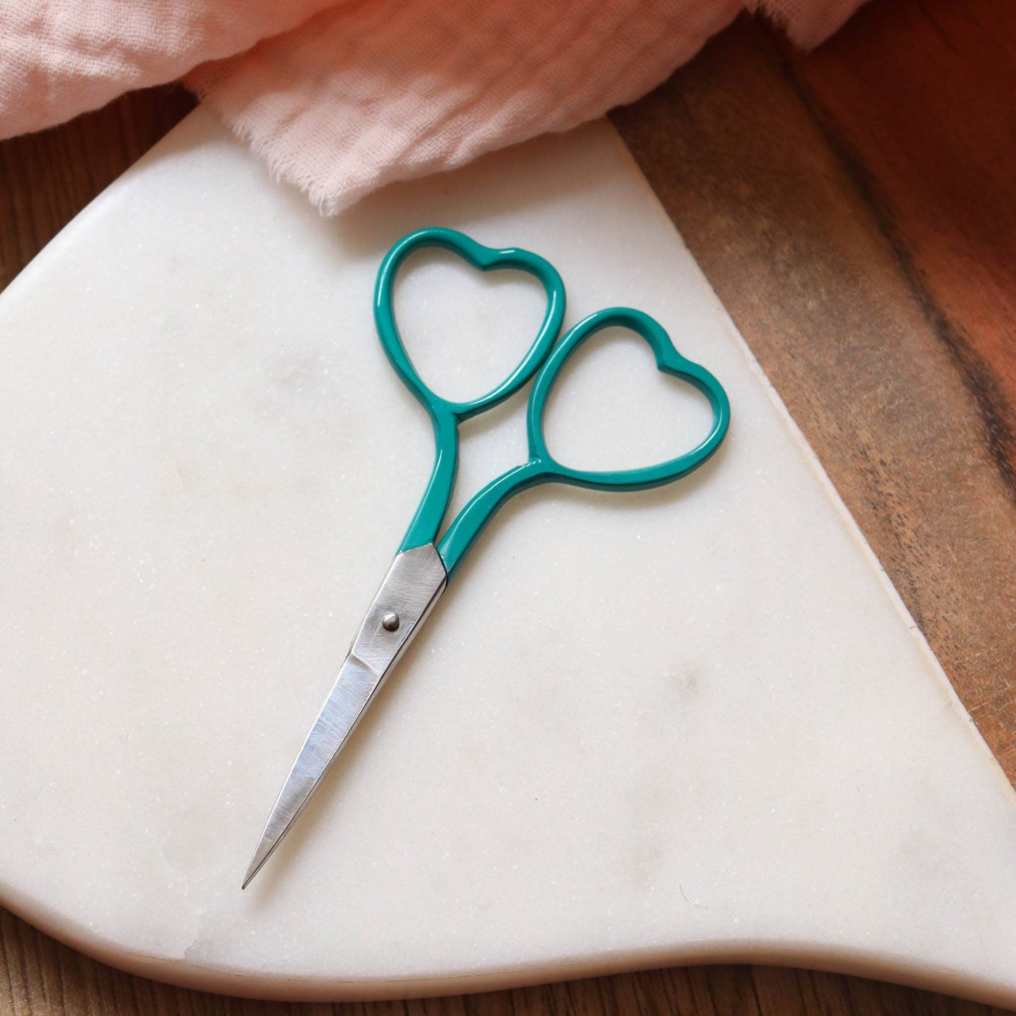Heart Embroidery Thunderstorm Scissors