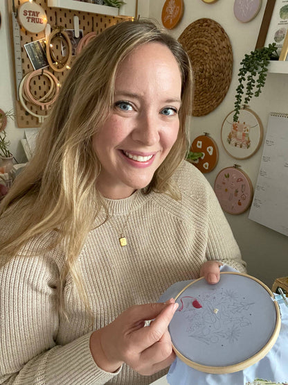 Cozy Stitches: 12 Calm & Creative Embroidery Projects