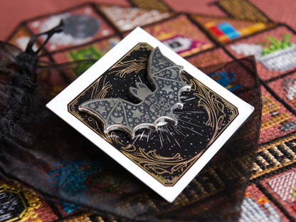 Bat Stitch Crazy Gold Needle Minder
