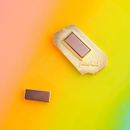Rainbow Brownie Needle Minder