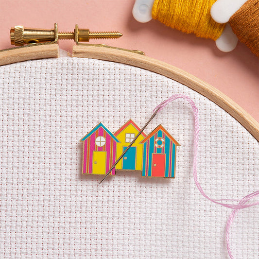 Beach Huts Needle Minder