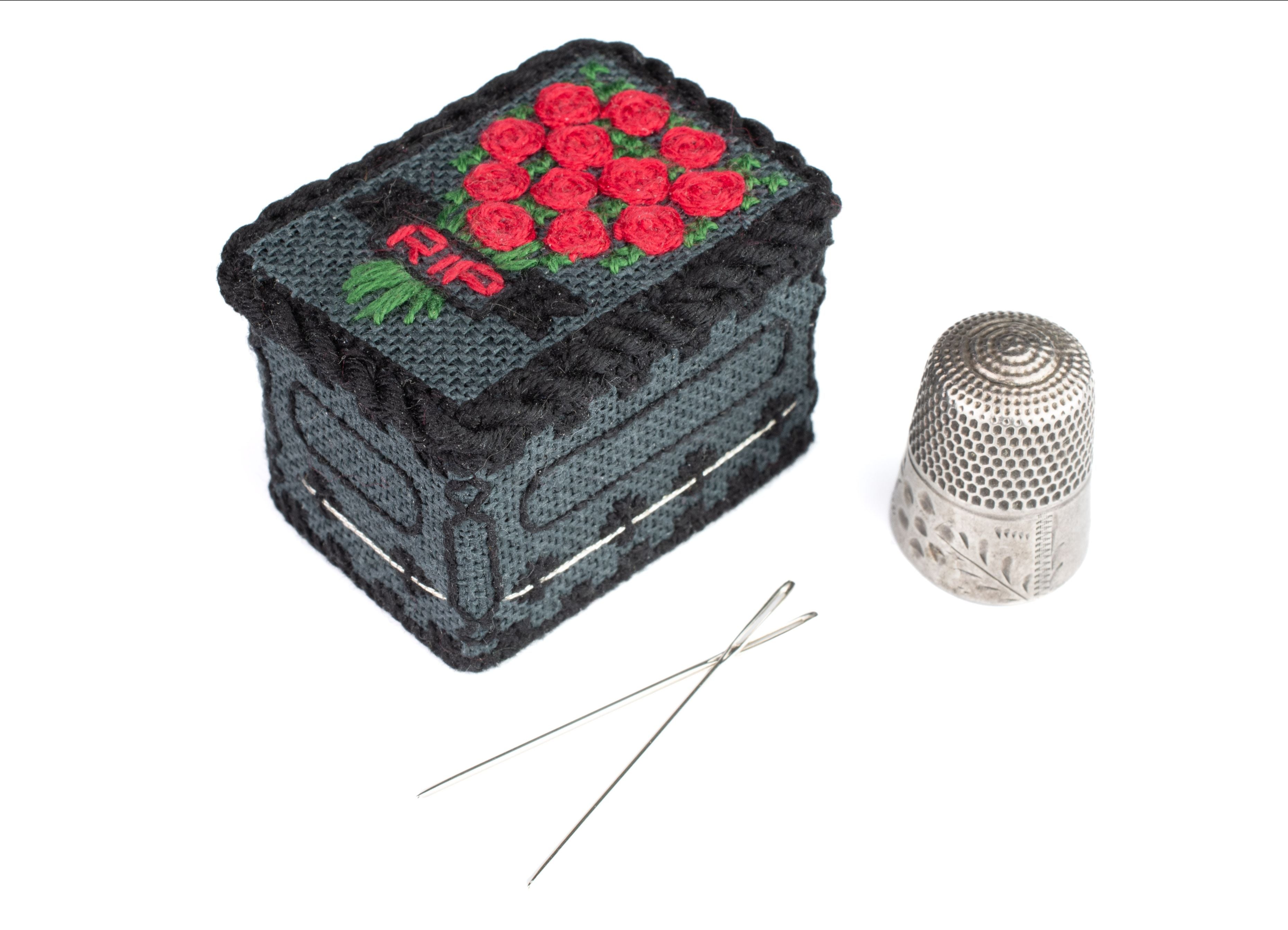 Casket Pattern Needle Casket Pattern – Colour and Cotton