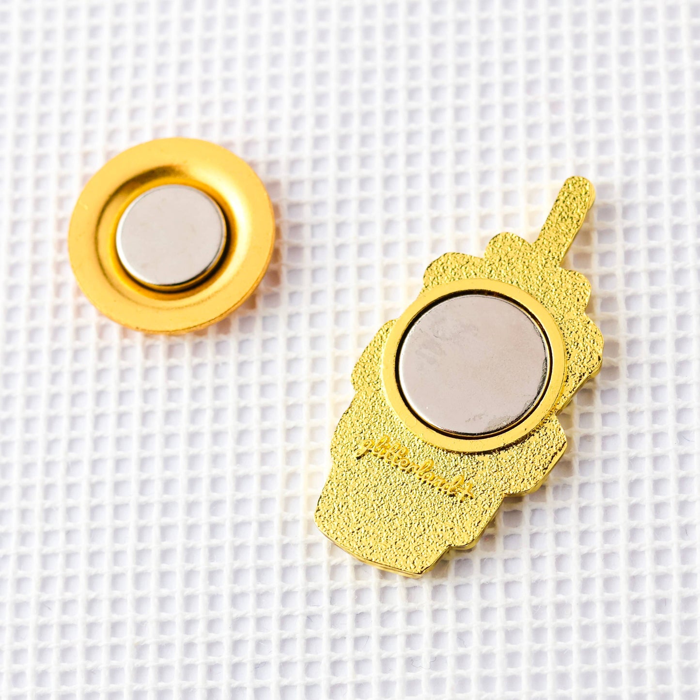 Coffee Girl Needle Minder