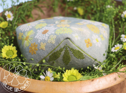 Daisy Crown Biscornu Pattern