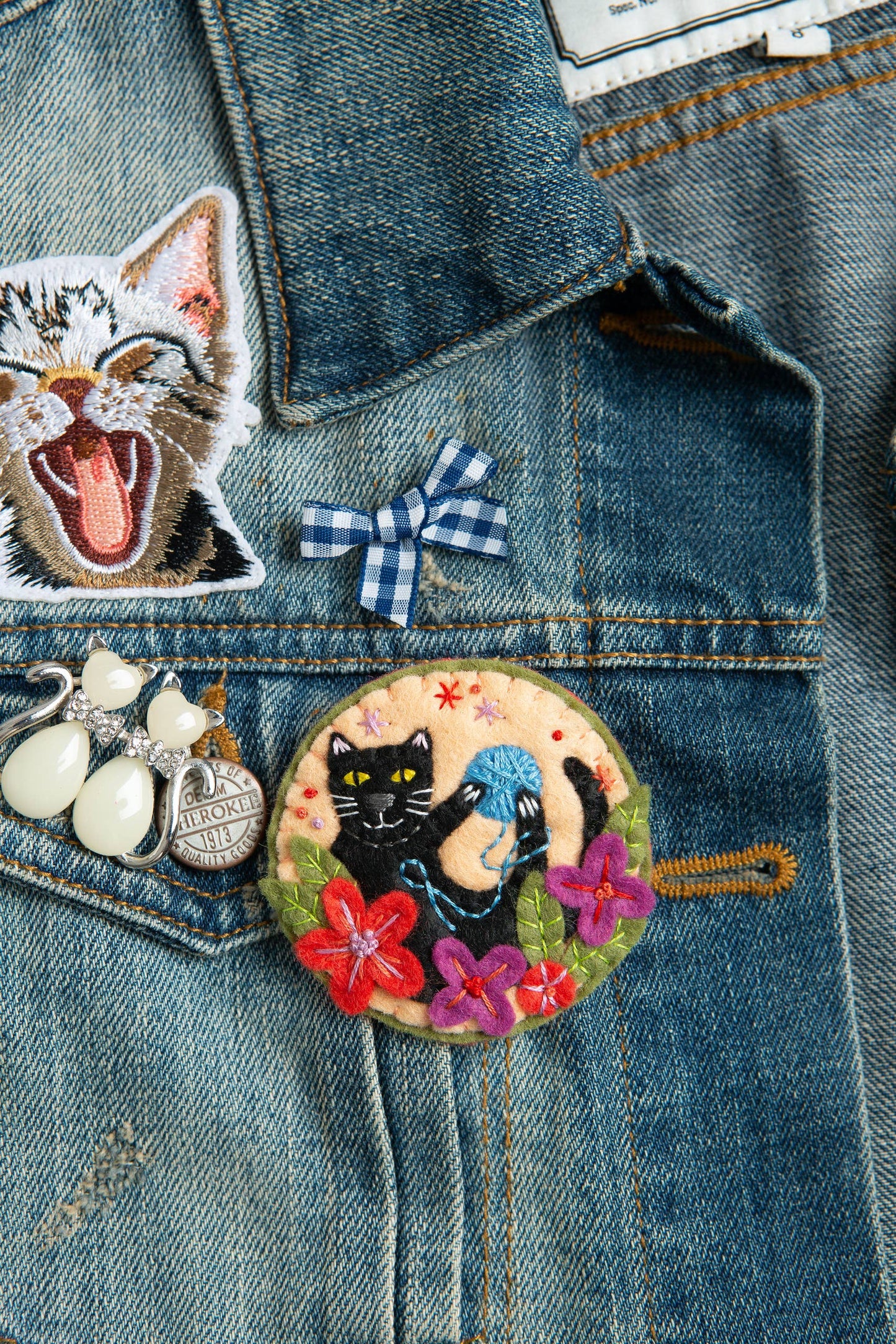 Black Cat Felt Craft Brooch Kit