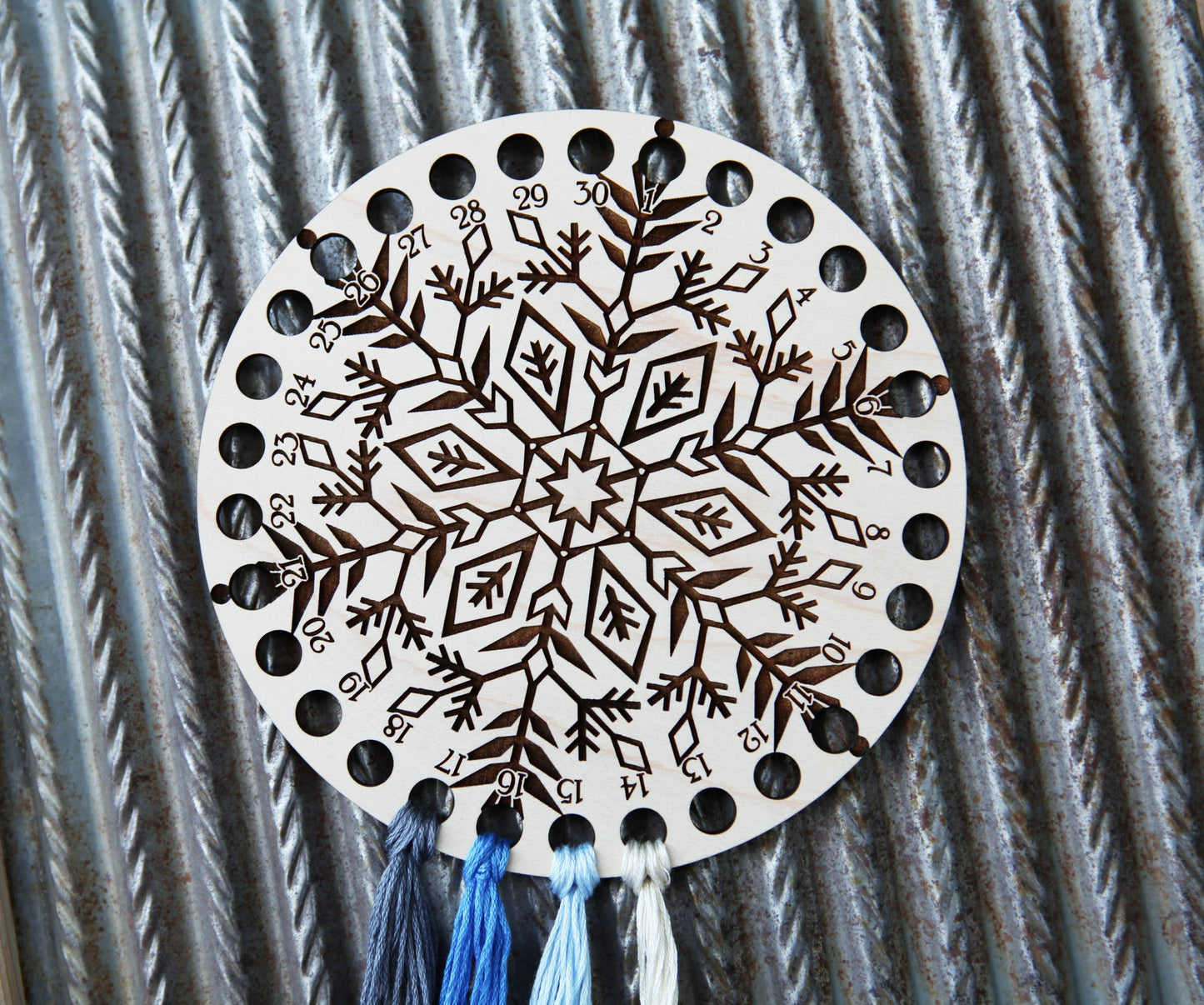 Snowflake 30-Hole Maple Wood Embroidery Floss Storage Holder