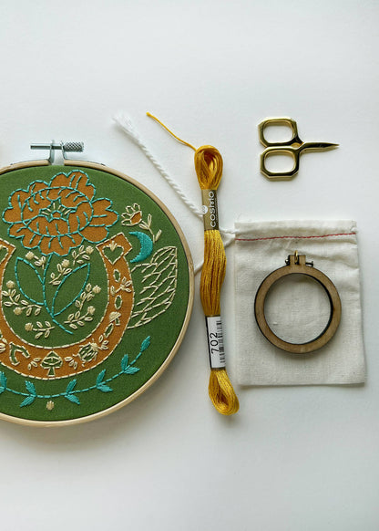 Lucky Embroidery Kit
