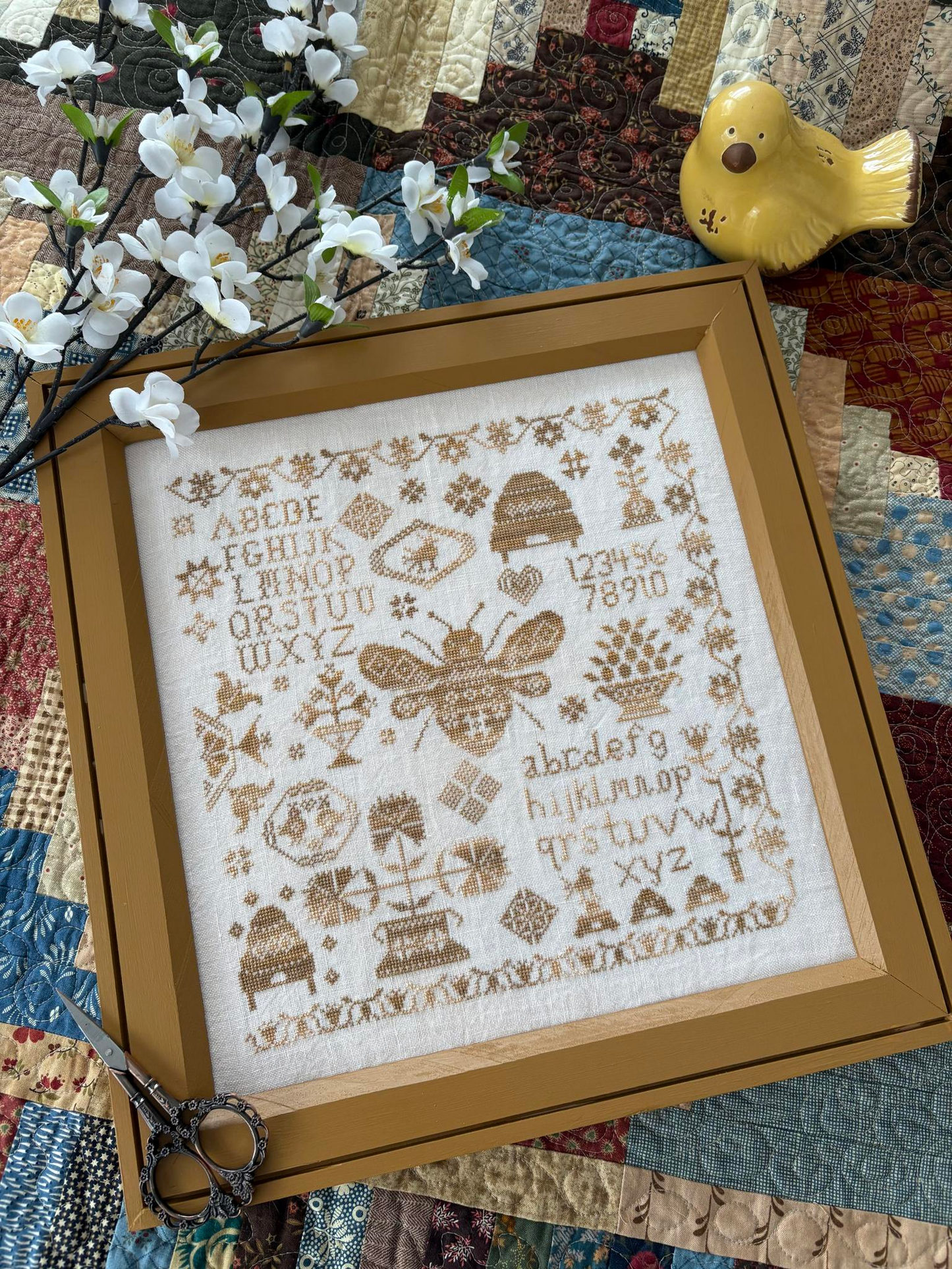 Honey Bee Sampler Pattern