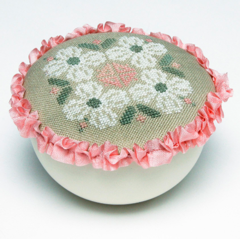 Dogwoods in the Round Pattern