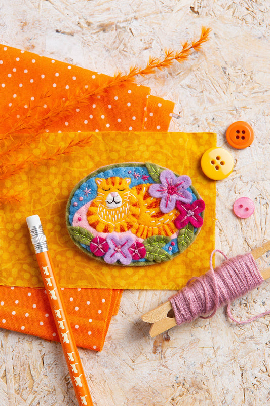 Ginger Cat Felt Craft Brooch Kit