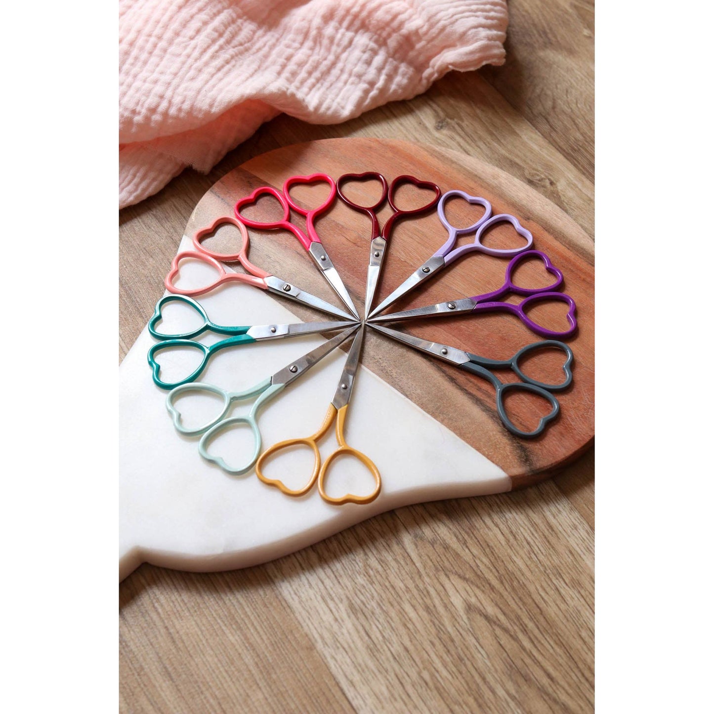 Heart Embroidery Thunderstorm Scissors