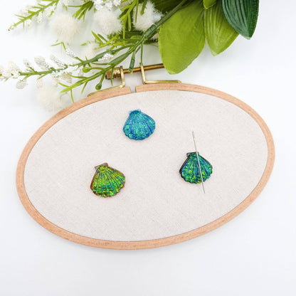 Seashell Needle Minder
