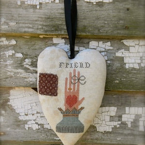 Heart and Hand Pinkeep Pattern