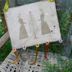 Christmastide Pattern