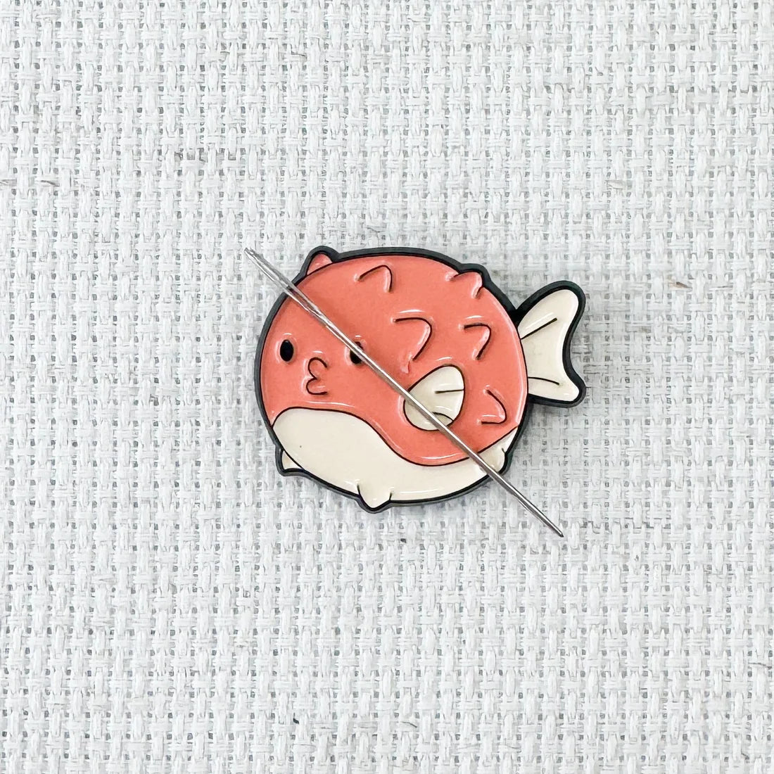 Blowfish Enamel Needle Minder