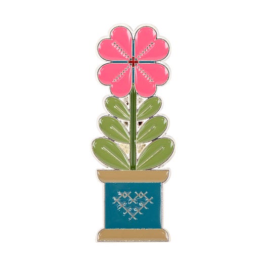 The Quilty Flower Enamel Needle Minder