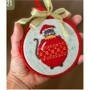 Red Bauble Cat Pattern