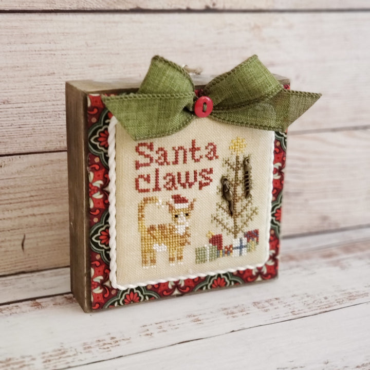 Santa Claws Pattern