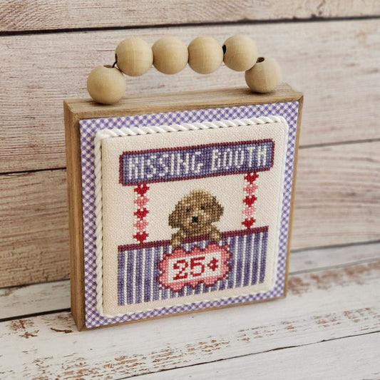 Kissing Booth Pattern