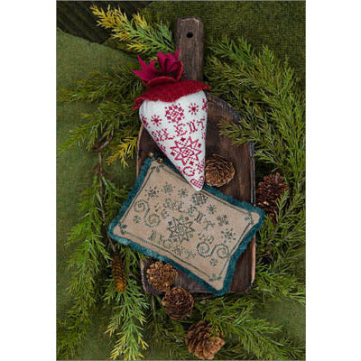 Silent Night Caroling Berries Pattern