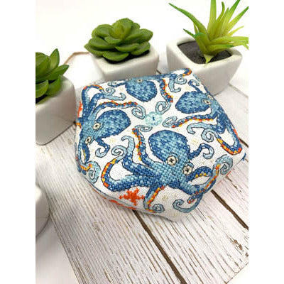 Octopus Biscornu - July Pattern