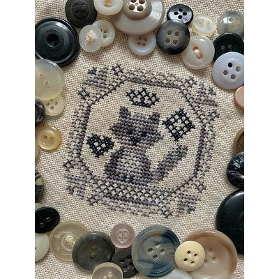 Quirky Quaker - Raccoon Pattern