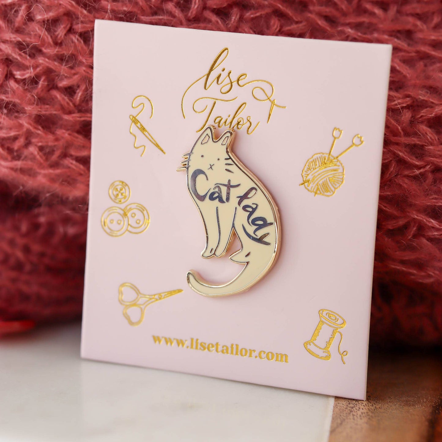 Cat Lady Magnetic Needle Minder