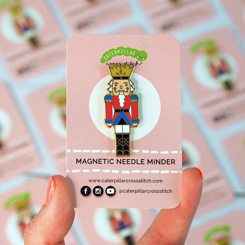 Nutcracker Magnetic Needle Minder